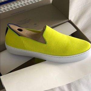 Brand New - Rothy’s - electric lemon sneakers
